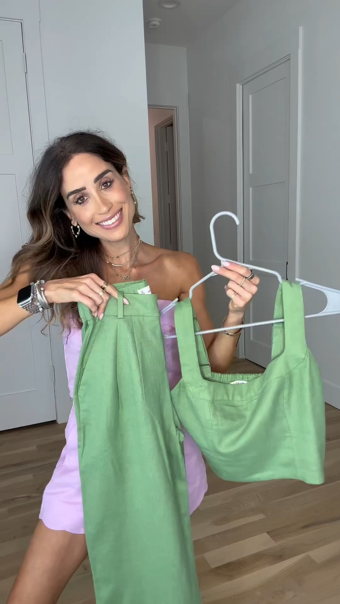 Linen trouser pants size 23 short matching top size Xs 

#LTKFindsUnder50 #LTKFindsUnder100