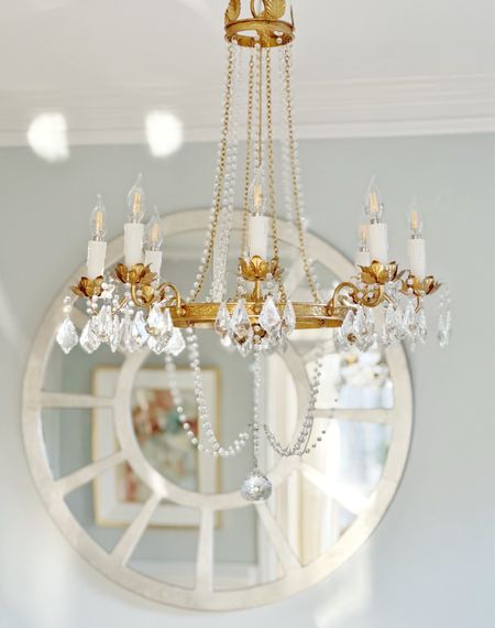 My favorite light in the house. This gold leaf chandelier is so dainty and not overly traditional. I’m obsessed!






Dining room, chandelier, lighting, gold, glam, bedroom, traditional, grand millennial, crystal chandelier 

#LTKhome