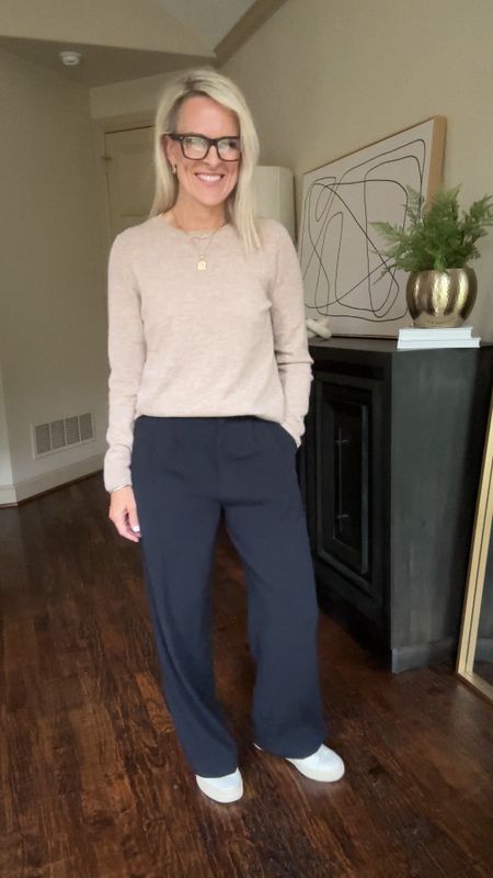 Loving the trouser trend! Especially with this AFFORDABLE cashmere sweater!

Quince, Abercrombie trouser 

#LTKstyletip #LTKSeasonal #LTKover40