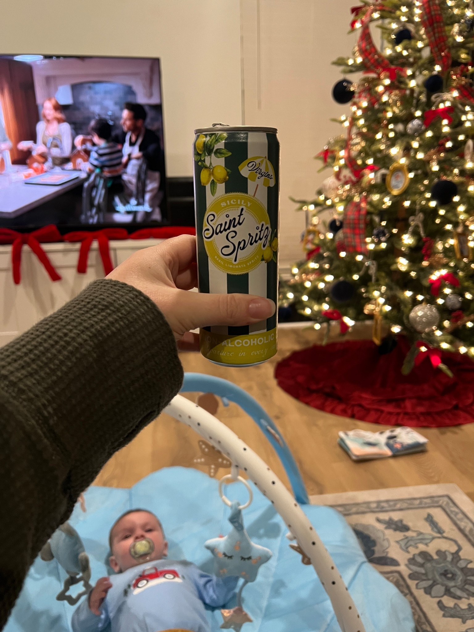 Been loving the new non-alcoholic @saintspritz for when I’m not in the mood for a Diet Coke or want a DRINK but have a baby to take care of 😅 These would also be great to have at holiday party if you want something easy but tastes good!

#LTKHoliday