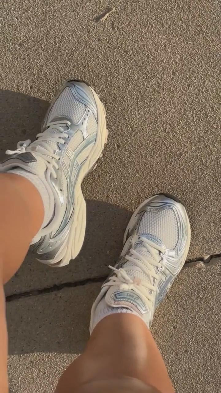 such comfortable shoes, perfect for long days on the go ✨👟

#LTKStyleTip #LTKActive #LTKTravel