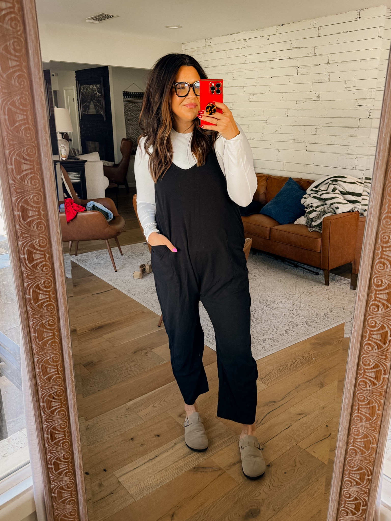 Casual Sunday outfitt
Jumpsuit (use code: BWC20) XL
white Longsleeve: XL


#LTKstyletip #LTKfindsunder50 #LTKmidsize