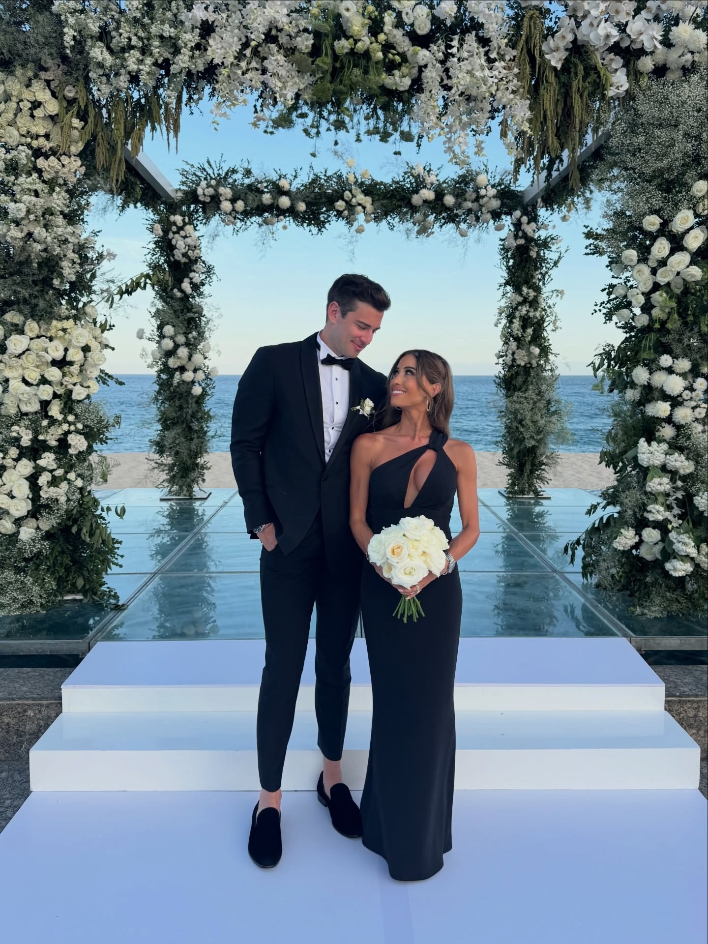 Wedding guest dress size xs. Resort outfit beach vacation outfits want weather looks men’s outfits petite resort dress 

#LTKootd #LTKPetite #LTKgrwm