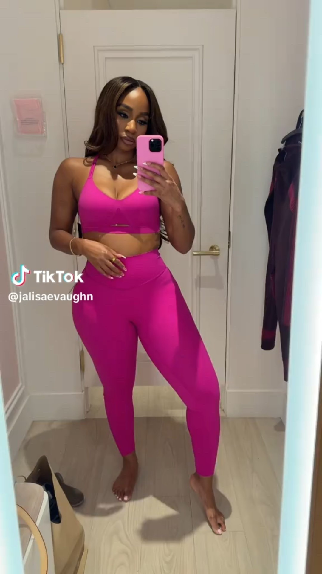 victoria’s Secret activewear have been my go to lately! Super comfy, soft and stretchy

#LTKFindsUnder100 #LTKActive