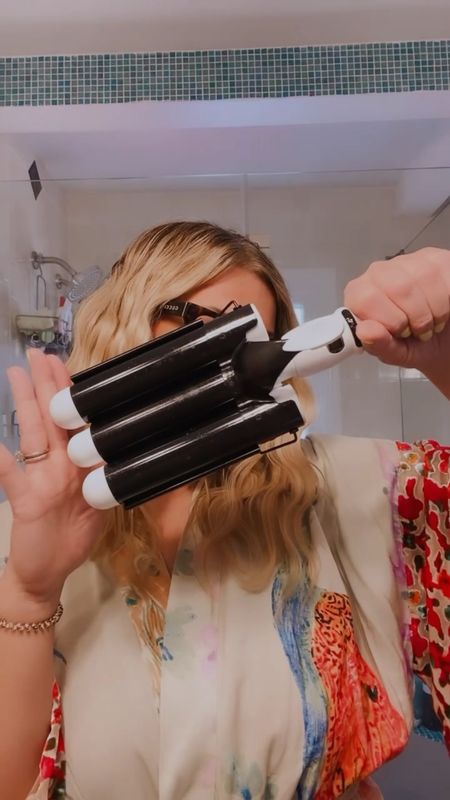 Bindi boost beach waves hair waver 

#LTKVideo #LTKstyletip #LTKbeauty