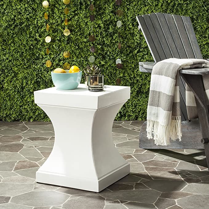 Safavieh Outdoor Collection Curby Modern Concrete Ivory 17.7-inch Accent Table | Amazon (US)