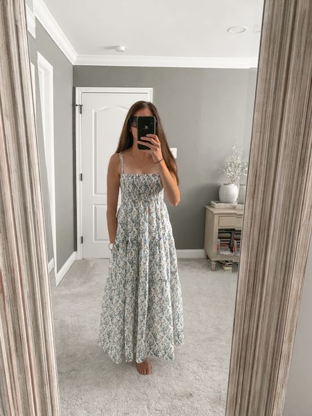 One of my most worn dresses last summer! So comfortable and high quality!

Found similar looks below too!

Dresses 
Summer dresses
Maxi dress
Summer dress
White dresses
Bridal shower guest dress 
Baby shower guest dress
Home 
Beach vacation
Travel outfit
Brunch outfit
Date night 
Day date outfit 

#LTKFindsUnder100 #LTKBump #LTKSeasonal