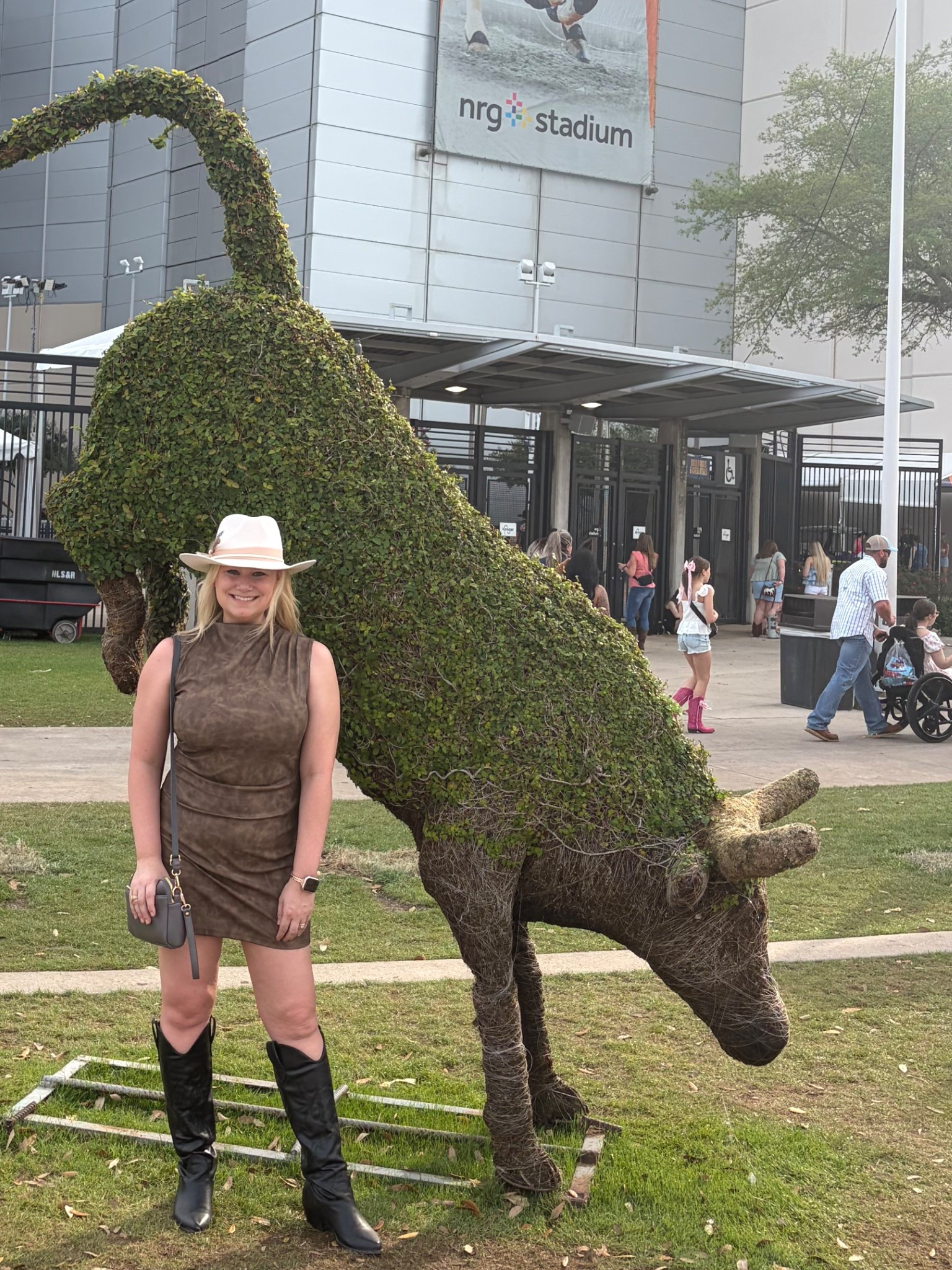 We love a classy rodeo outfit perfect for the major leagues; HLSR or NFR 

#LTKSeasonal #LTKdayinmylife #LTKspringtrends