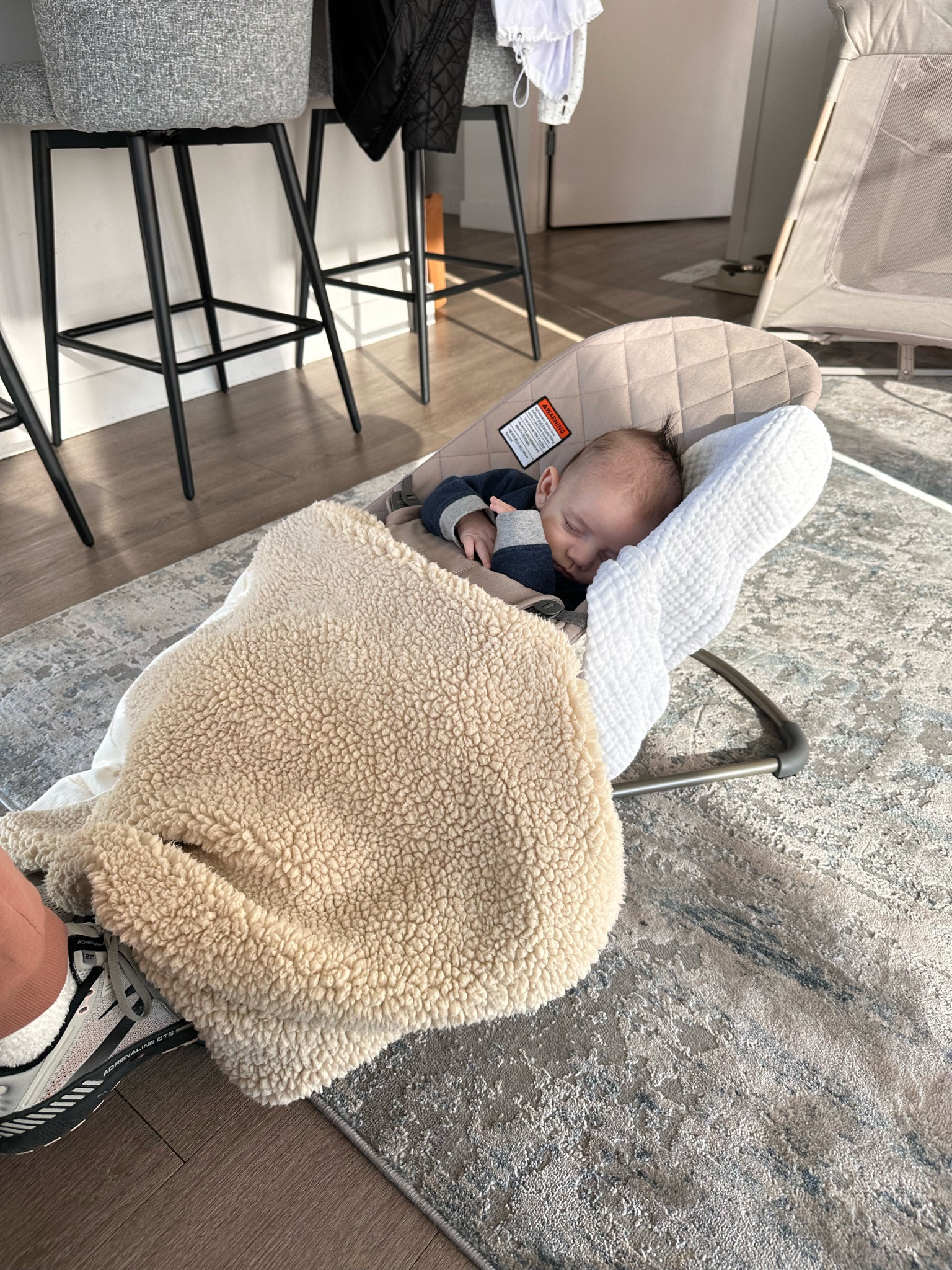 This bouncer is a baby favorite! #newborn #babyproducts


#LTKbaby