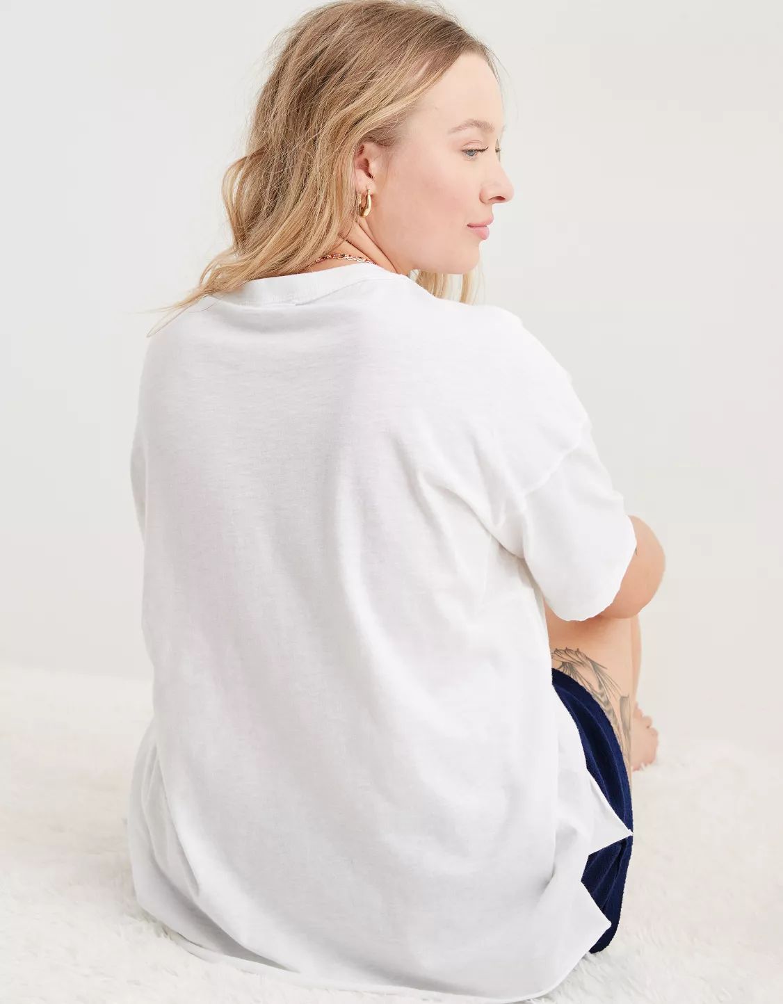 Aerie Smiley® Graphic Oversized Boyfriend T-Shirt | American Eagle Outfitters (US & CA)