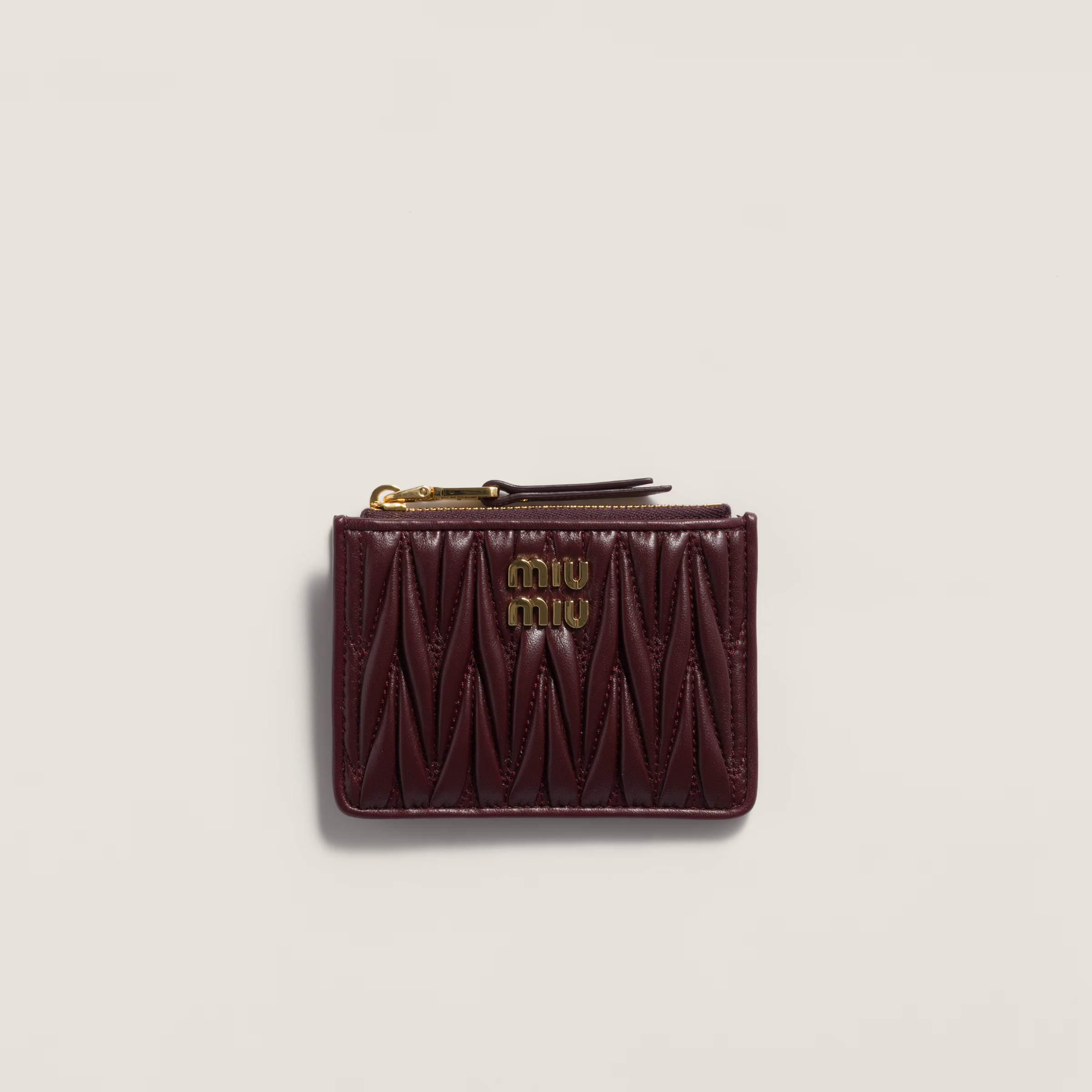Burgundy Matelassé Nappa Leather Card Holder | Miu Miu | Miu Miu US