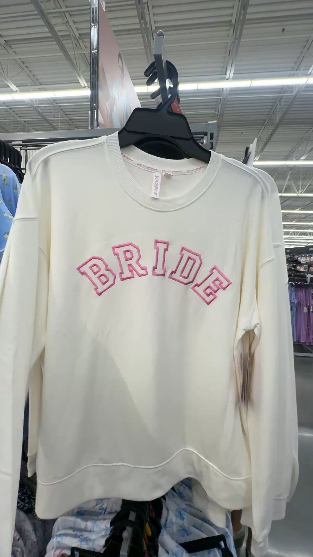 Super soft Bride sweatshirt that’s affordable

#LTKU #LTKWedding