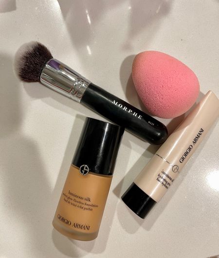 Can’t even think about doing my makeup without starting with these products 🥰
#armanibeauty #luminoussilk #beautyblender #makeup #buildablecoverage

#LTKbeauty #LTKfindsunder50