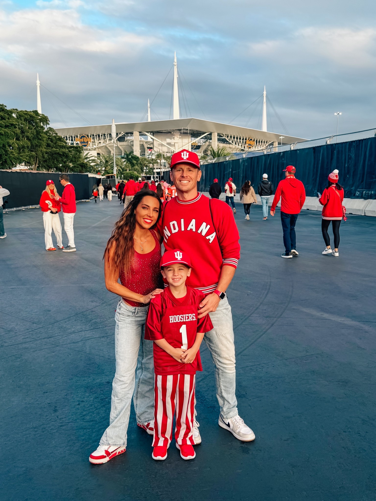 Abercrombies jeans are all on sale! They make such good jeans and jeans shorts with lots of fit options. I love the low rise baggy jeans pictured here in kids 11/12 long, I also just ordered them in 00 short.  

#LTKmomlife #LTKootd #LTKPetite