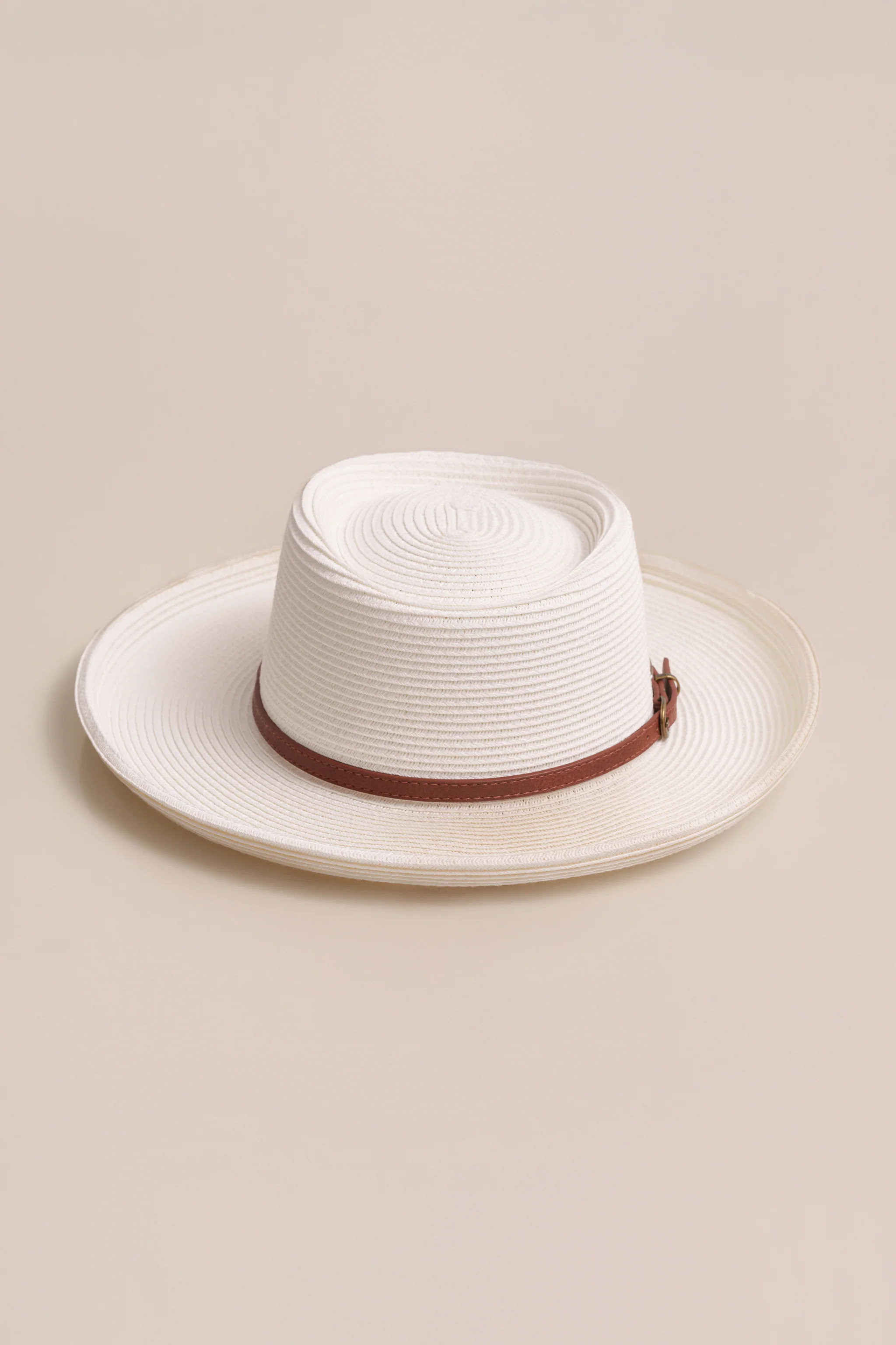 White Sunrise Dunes Hat | JLUXLABEL