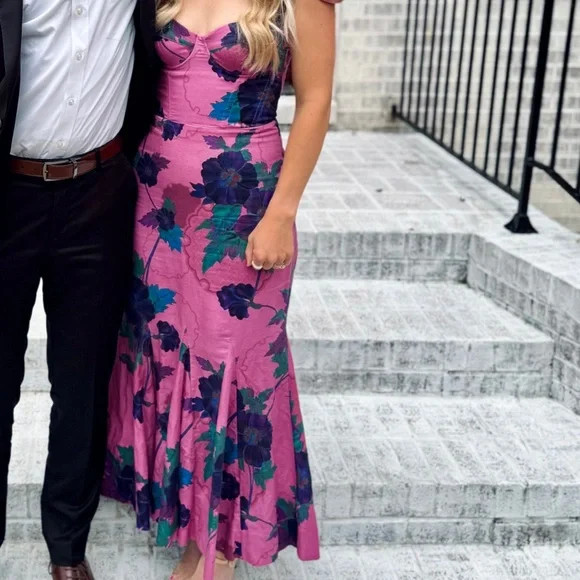 Isla and White Agwe Floral Linen & Cotton Dress | Poshmark