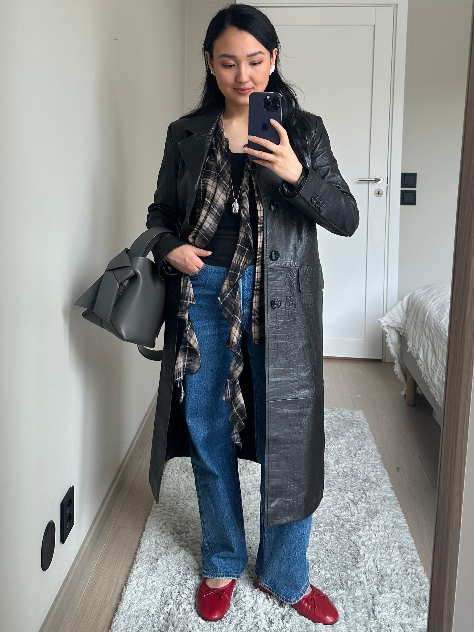 Jacket: XS, Shirt: S


#LTKootd #LTKSeasonal #LTKPetite