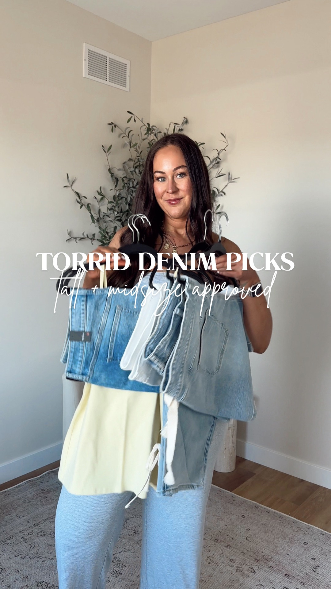 Torrid Denim for spring + summer!! 
Sizing reference I am 5’11, 210 lbs, and size 14 bottom and large in tops and I did size 14 in bottoms and size 0 in the tanks! 
Everything is on major sale right now!


Curvy denim shorts
Stretchy denim shorts for women
5” inseam denim shorts
Mom friendly shorts
Curvy friendly denim 
summer outfits

#LTKSaleAlert