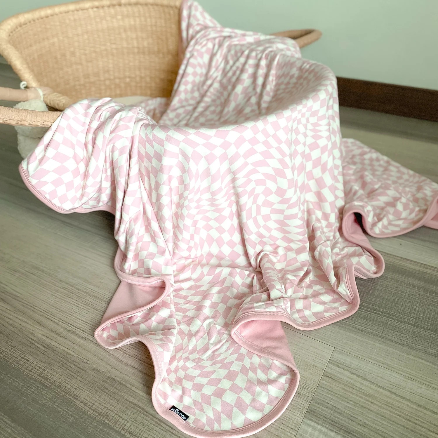 OVERSIZED COZY BLANKET- Pink Dizzy Check | millie + roo