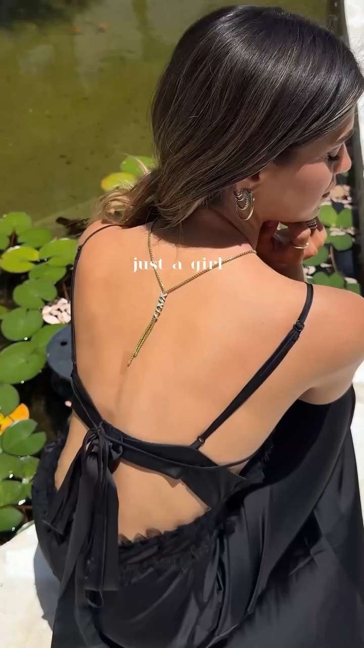 Literally just a girl ✨who loves her jewels 

 #LTKStyleTip