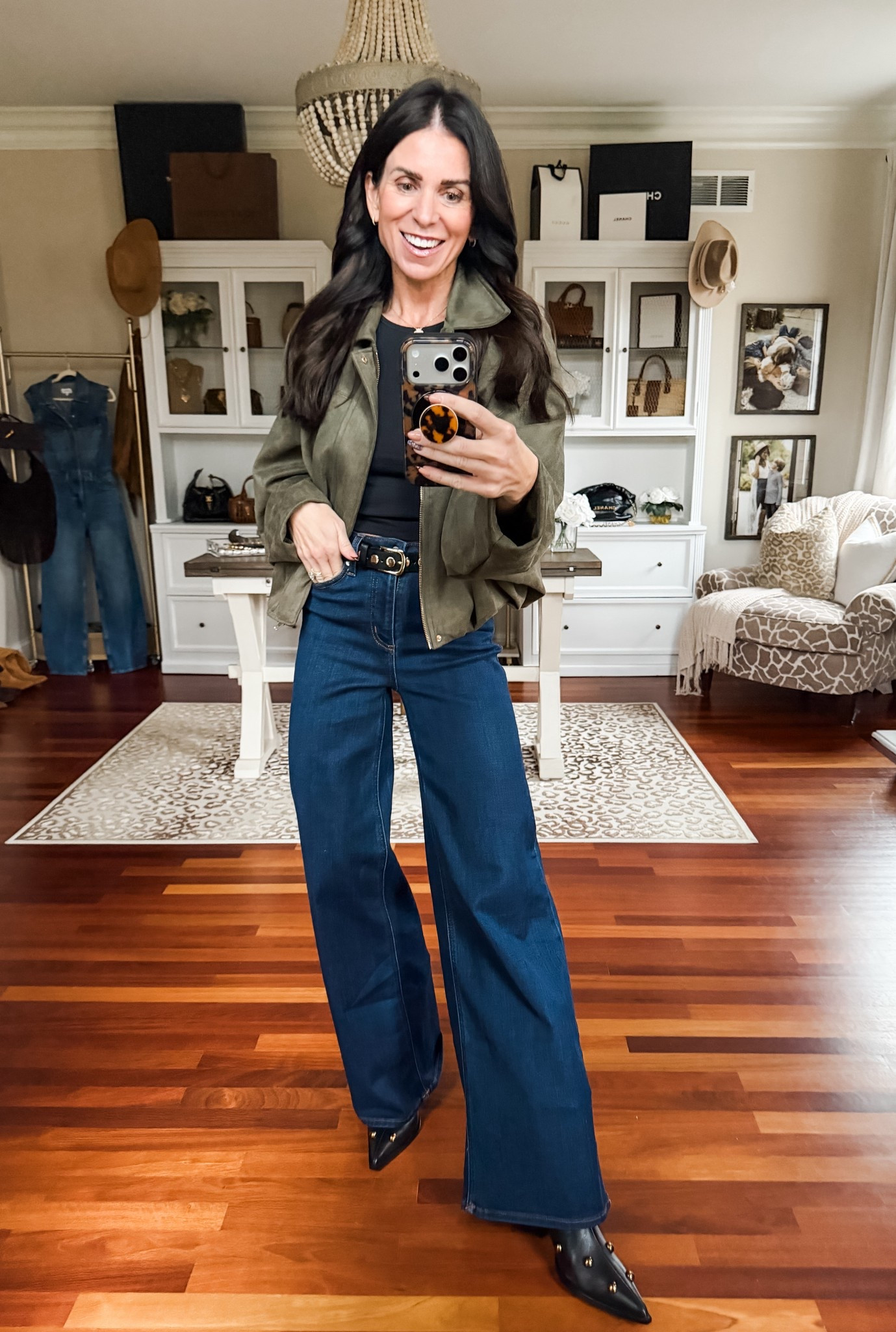 
✨AMAZON DEALS✨#ad

LIKE & C0mment “SHOP” below and I’ll send you all the details to shop my favorites🙌🏻

These are some of my favorite fashion purchases ever on Amazon and they are all such a great deal right now🙌🏻👏🏼 The perfect casual outfits, closet staples and winter style❄️

@amazon  #founditonamazon #WinterFavorites2025

#LTKCyberWeek