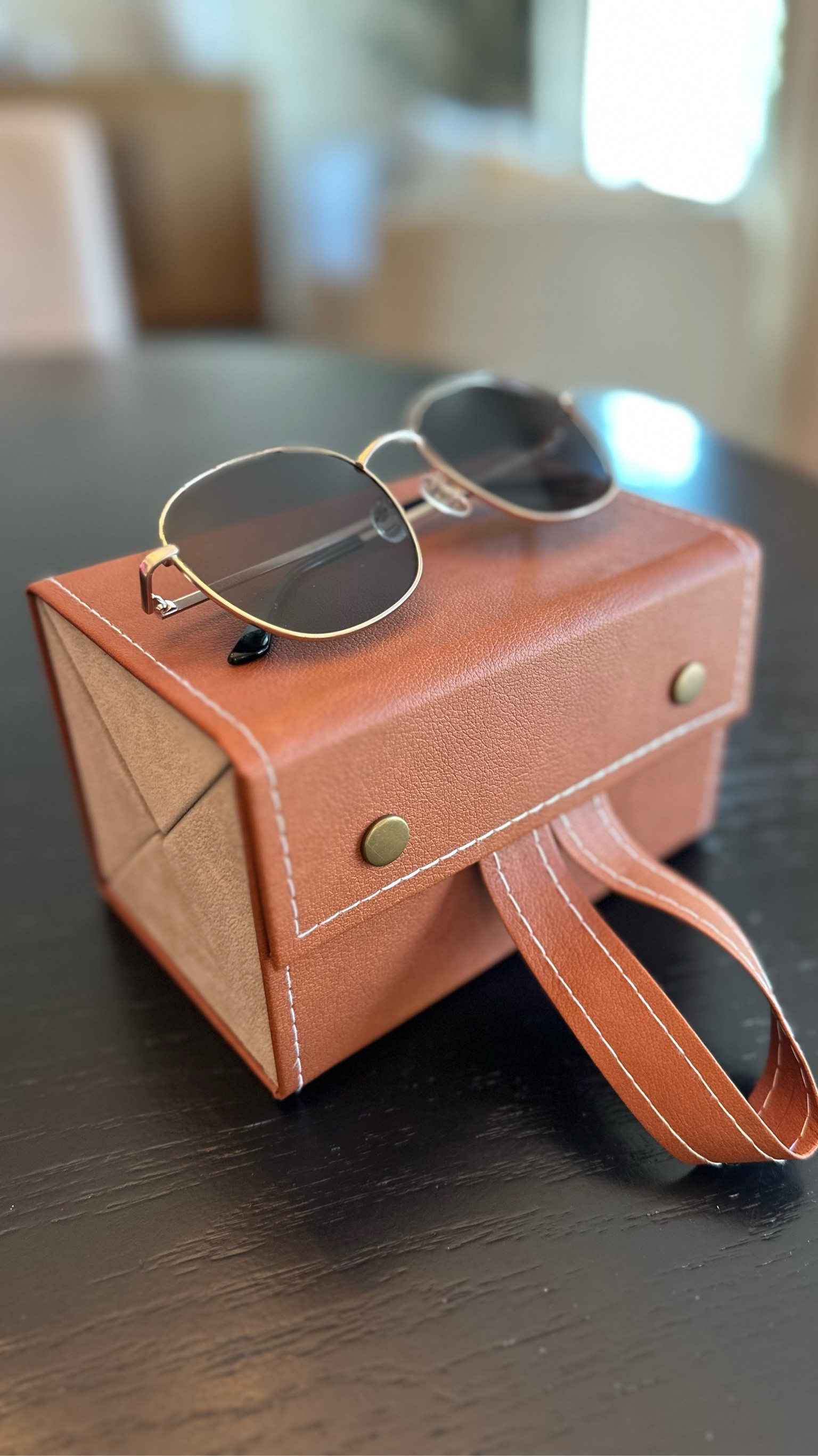 4 slot travel sunglasses organizer

UndeniablyElyse.com

Travel must haves, favorite things, affordable finds, Amazon finds, quay sunglasses, travel favorites

#LTKtravel #LTKsalealert