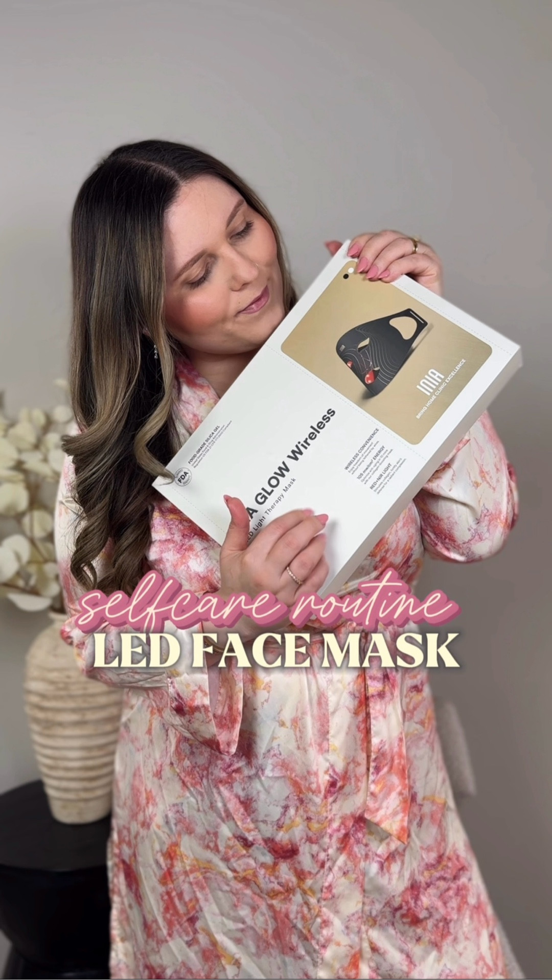 The one part of my routine I refuse to skip, even on the busiest mornings. It uses 850nm Near-Infrared light to actually reach the collagen layer 🧖🏼‍♀️🪞🤍
#amazonbeauty #springsale #skincare #redlight

#LTKselfcare #LTKmorningroutine #LTKBeauty