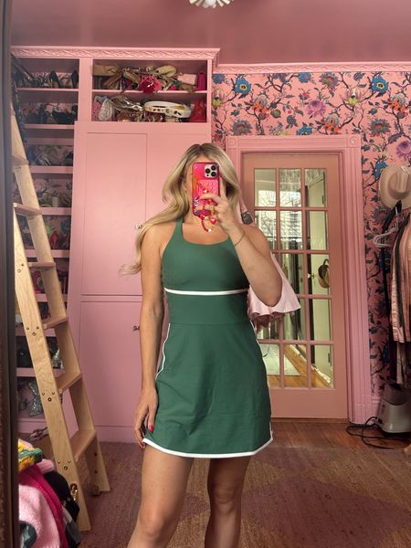 Old Navy Summer ‘Fits

PowerSoft Athletic Dress in Green Essence wearing size XS

#LTKFindsUnder100 #LTKFitness #LTKActive