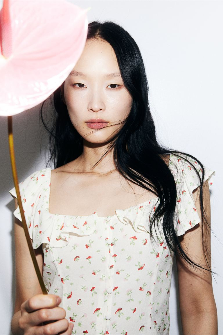 Frill-trimmed top | H&M (UK, MY, IN, SG, PH, TW, HK)