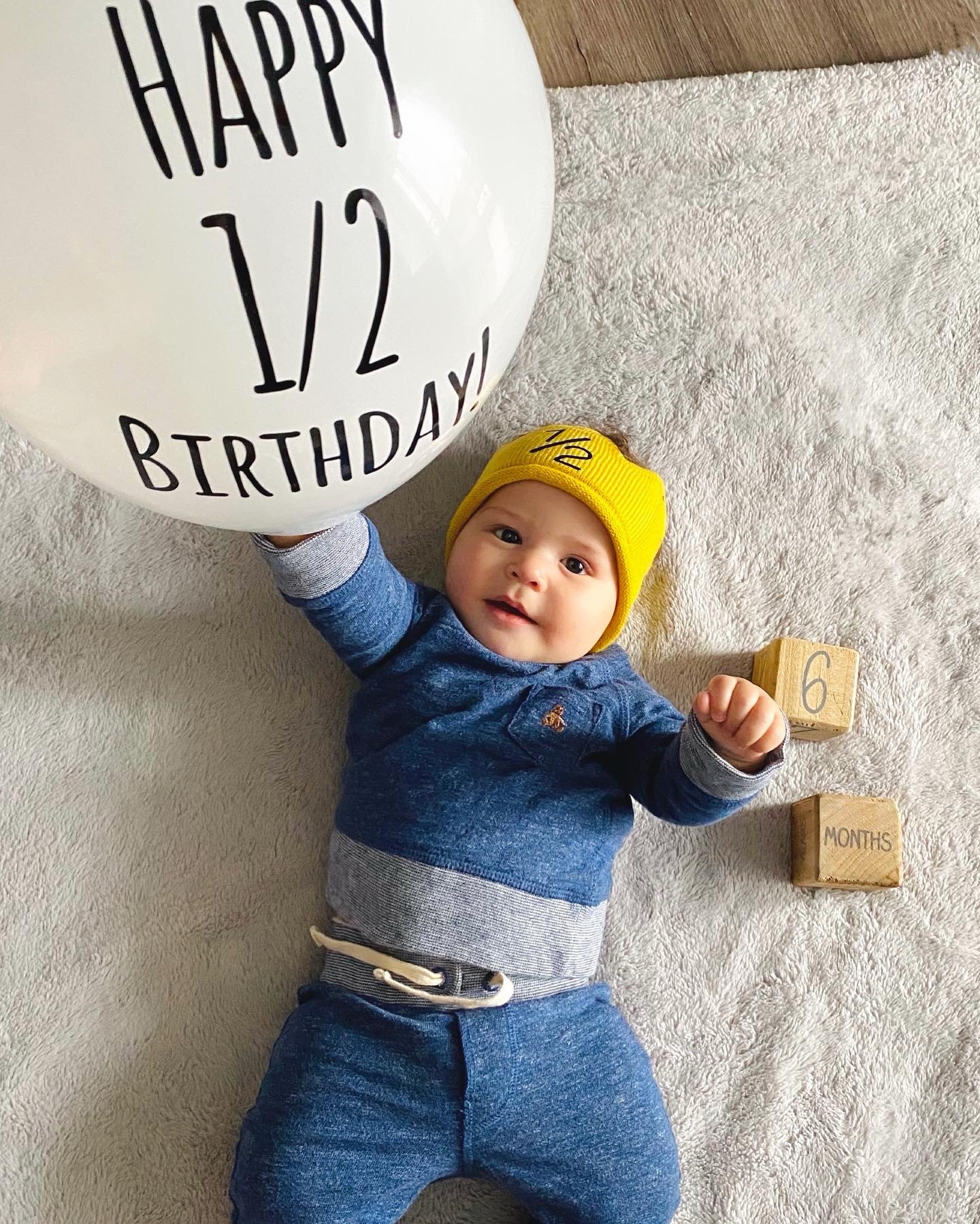 👑 Birthday crown | half birthday | birthday party | birthday photoshoot | first birthday 