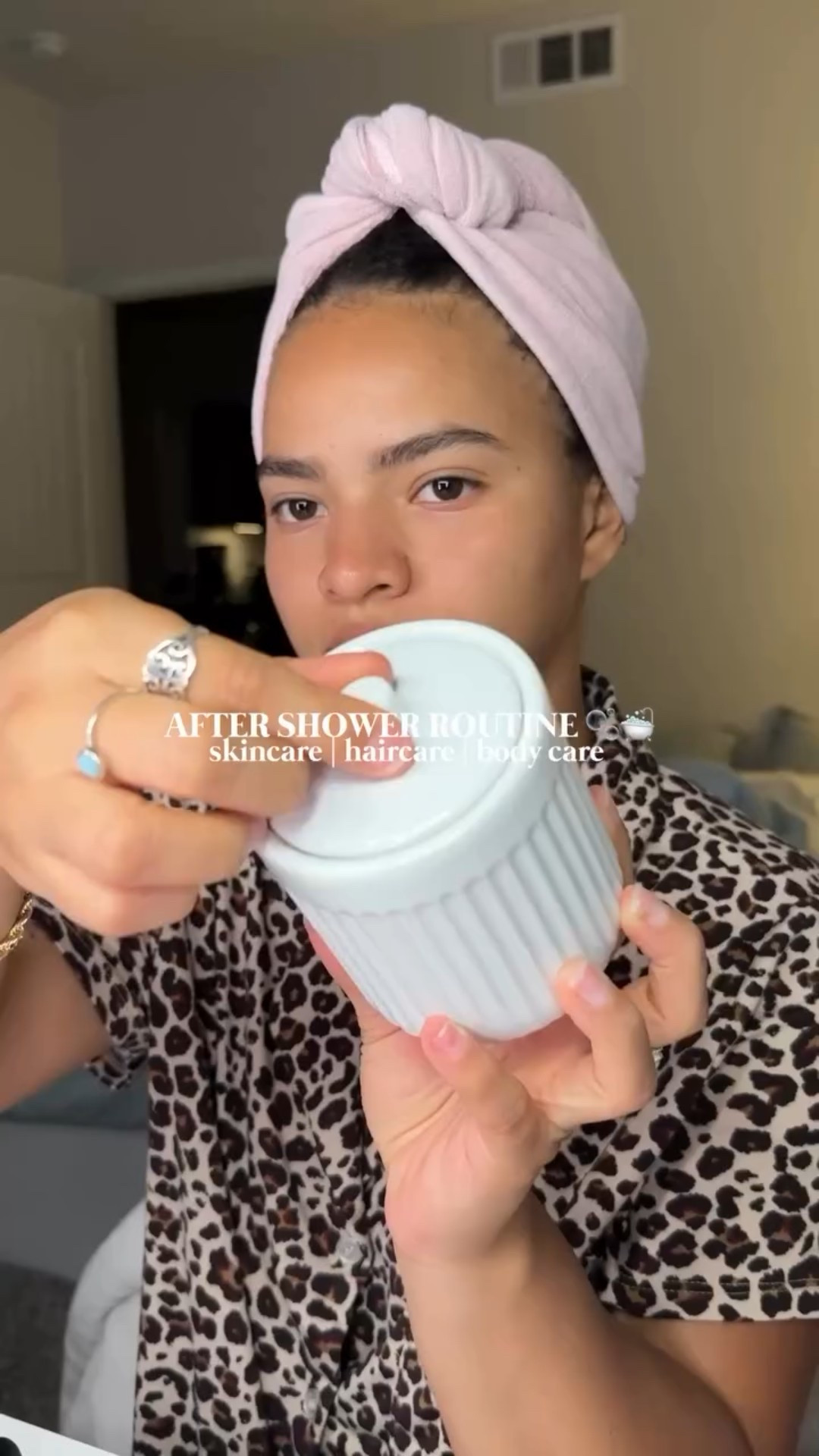 after shower routine 🫧

-
will post all products on my LTK :)
-
#aftershowerroutine #aftershower #showertok #selfcare #selfcareroutine #skincareroutine #skincare
