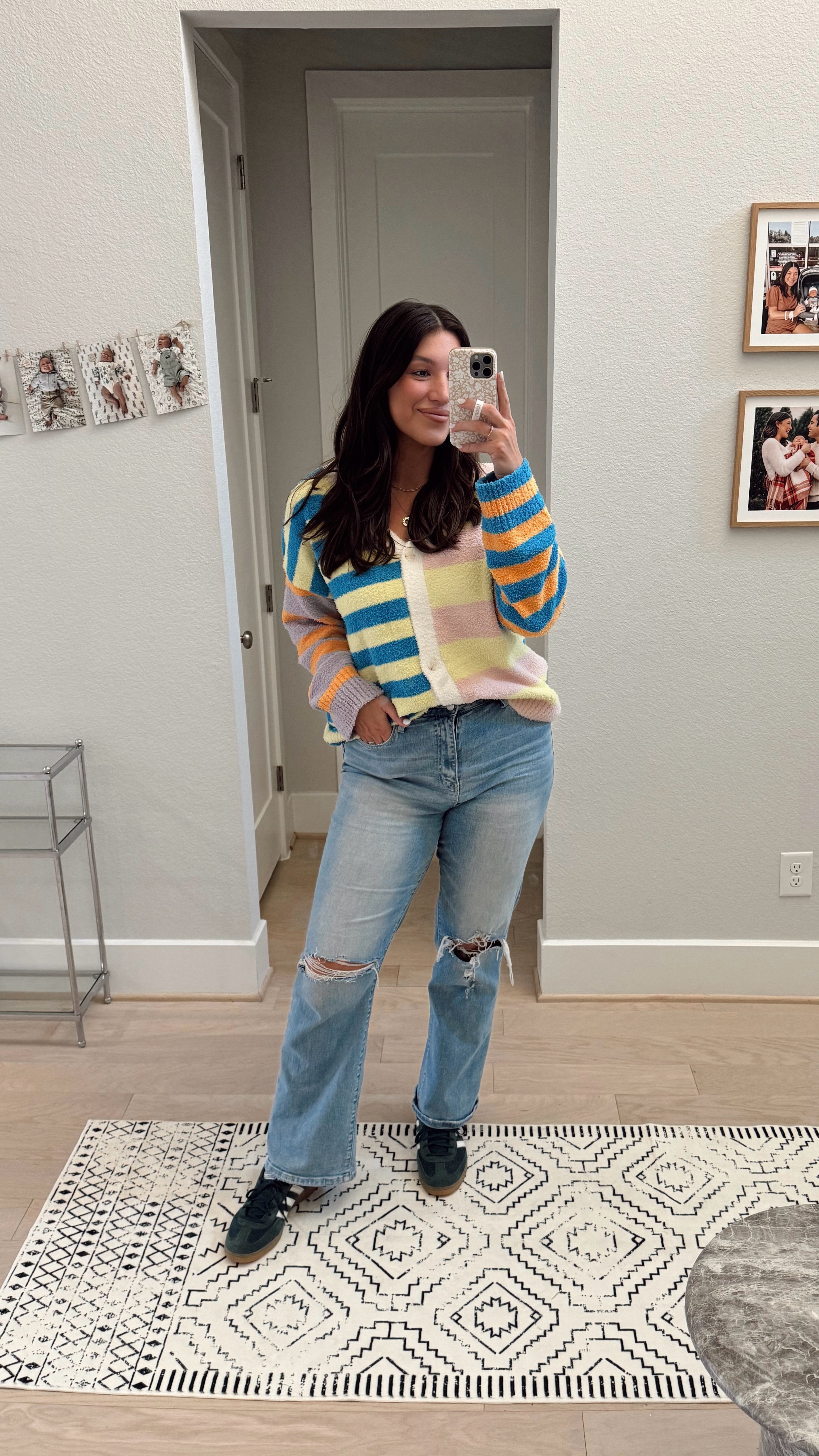 This sweater feels like barefoot dreams but is under $35 from Amazon!😍 fits tts and comes in so many color waves. Perfect for spring transition

Amazon find, Amazon fashion, spring sweater, mom style, mom outfit, cozy sweater, midsize fashion, plus size fashion, midsize outfit, casual ootd

#LTKWatchNow #LTKMidsize #LTKFindsUnder50