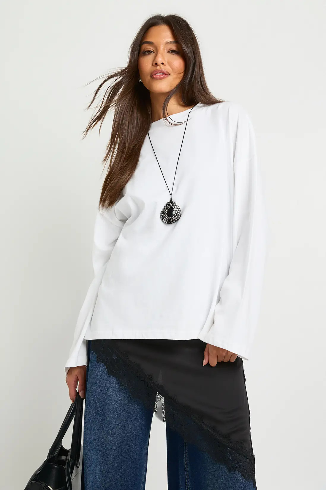 Basic Oversized Long Sleeve T-Shirt | Boohoo.com (UK & IE)