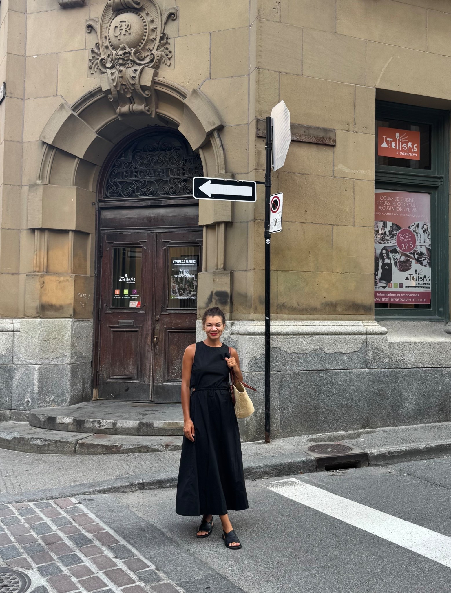  A simple black dress with an open back cut out for hot summer days exploring Montreal 🇨🇦 

#LTKStyleTip #LTKTravel #LTKSeasonal