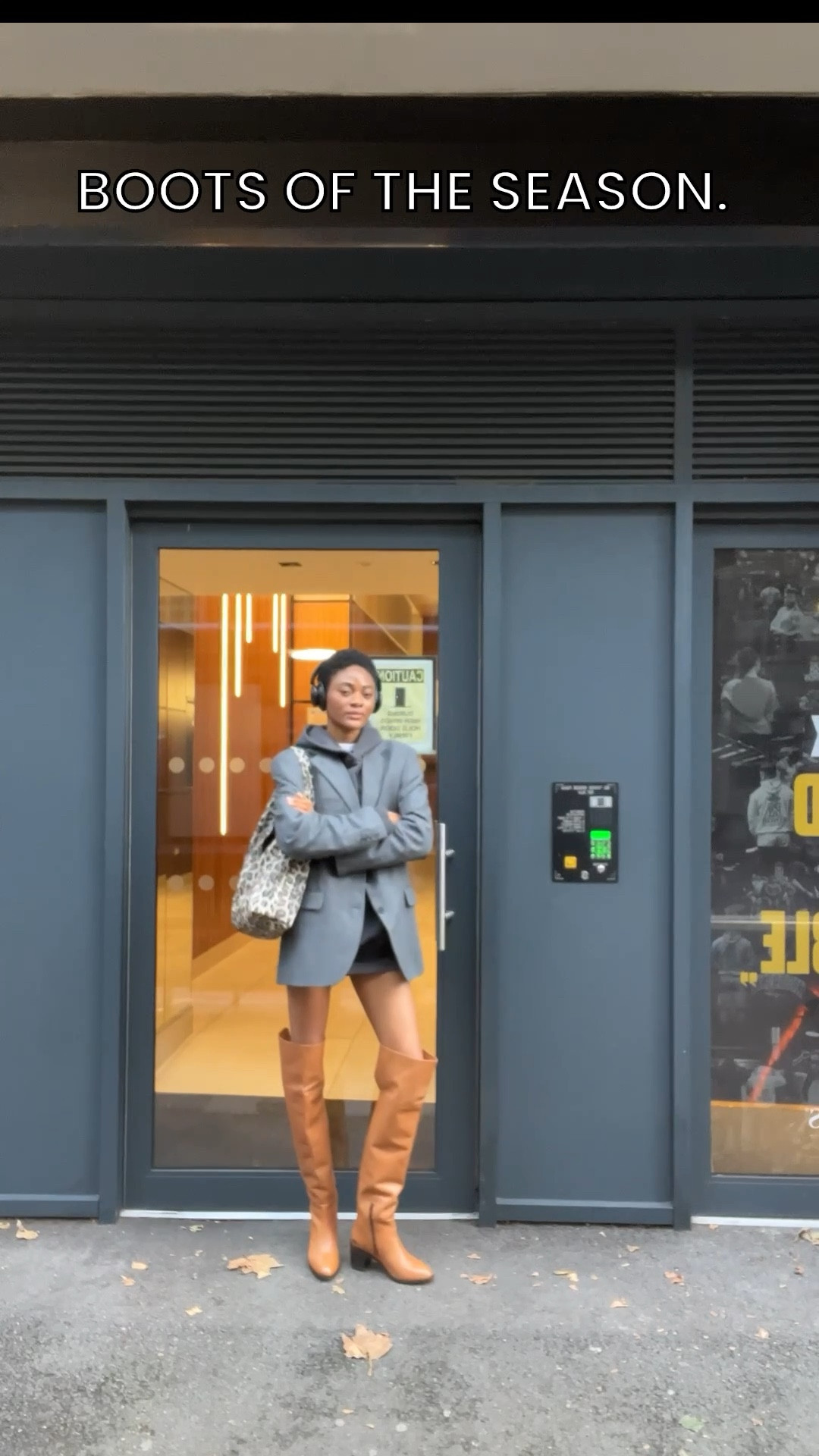 No! You do not absolutely have to dress boring in the winter!! 


#Grey #Brown #autumnstyle  #FashionLTK #Outfitinspo #Fashioninspo #ChicStyle #winterfashioninspo #thighboots #Miniskirt #Hoodie  #Trend #colortrends #Whatstrending #LondonCreator #Hoodieseason #BlazerSeason 

#LTKautumn #LTKwinter #LTKeurope