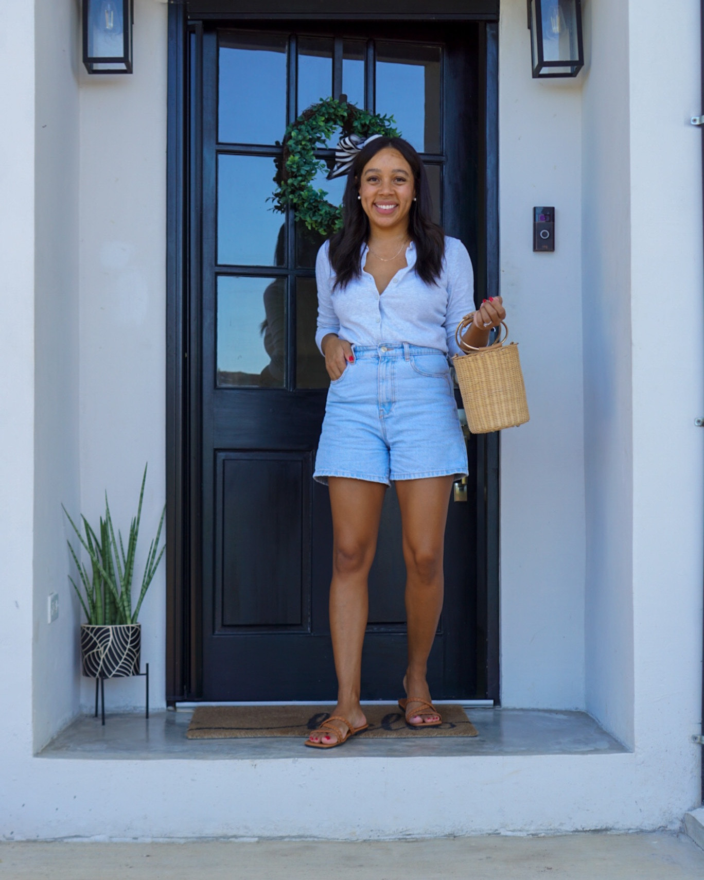 Monday errands outfit! Love the way this cardigan looks with shorts. 

#LTKunder50 #LTKstyletip #LTKsalealert