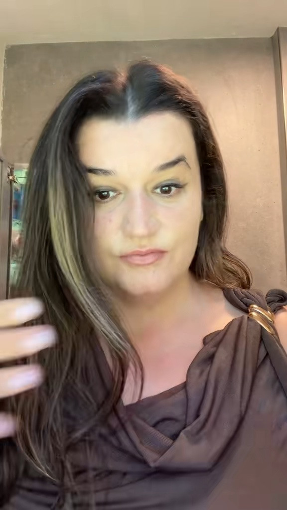 Color analysis for the win #shein #drapedtop

#LTKmorningroutine #LTKvlog #LTKPetite