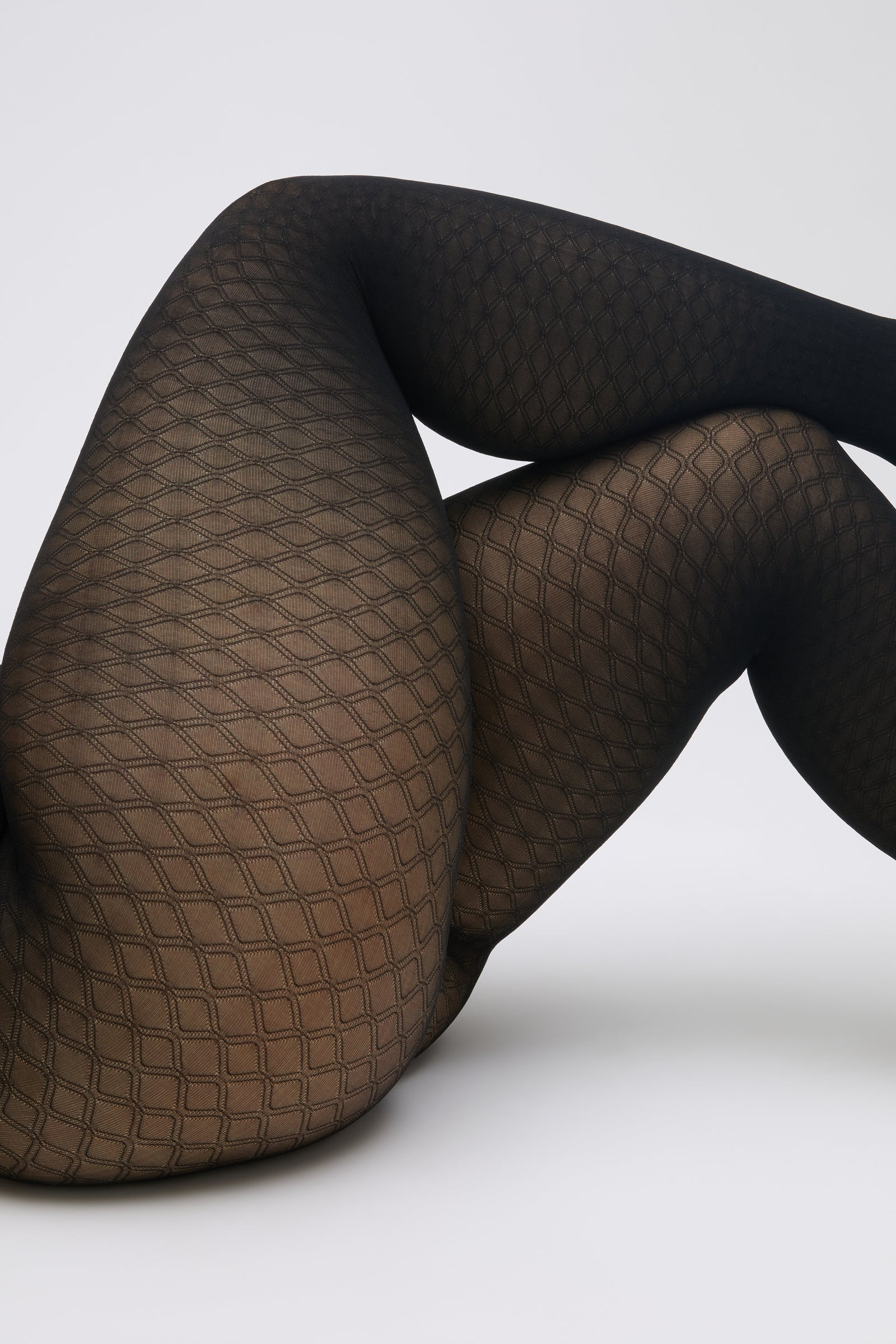 Modern Diamond Sheer Rip-Resist Tights | Sheertex