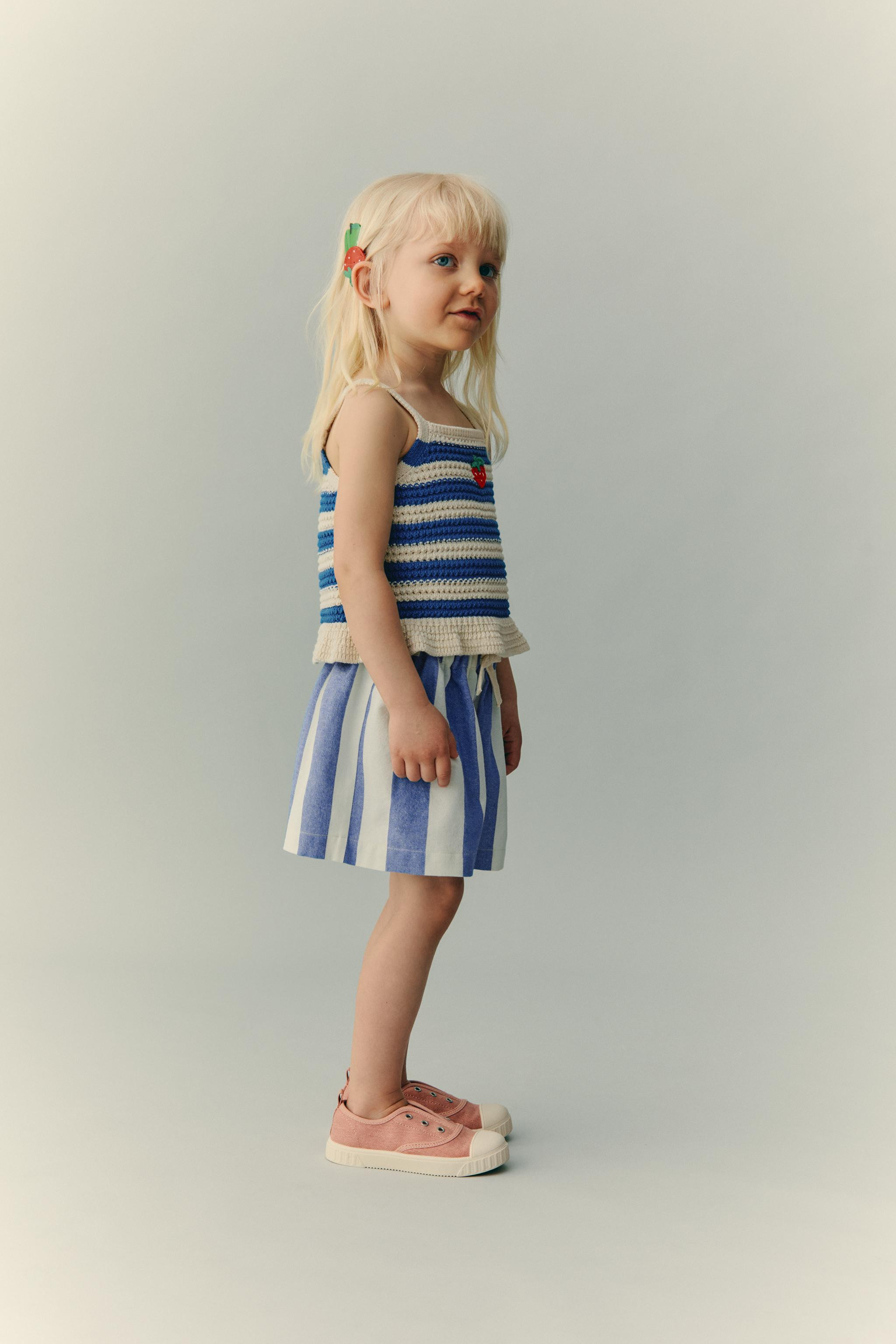Wide shorts with elastic waistband and front bow appliqu\u00e9. Striped print.Casa Lawa x Zara Ki... | Zara US
