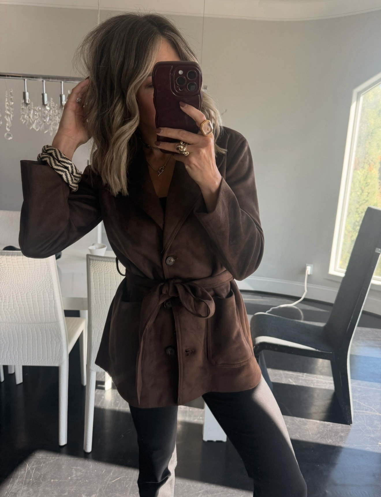 The most perfect brown suede jacket! Zara find, priced so well! 

#LTKootd #LTKOver40 #LTKHoliday