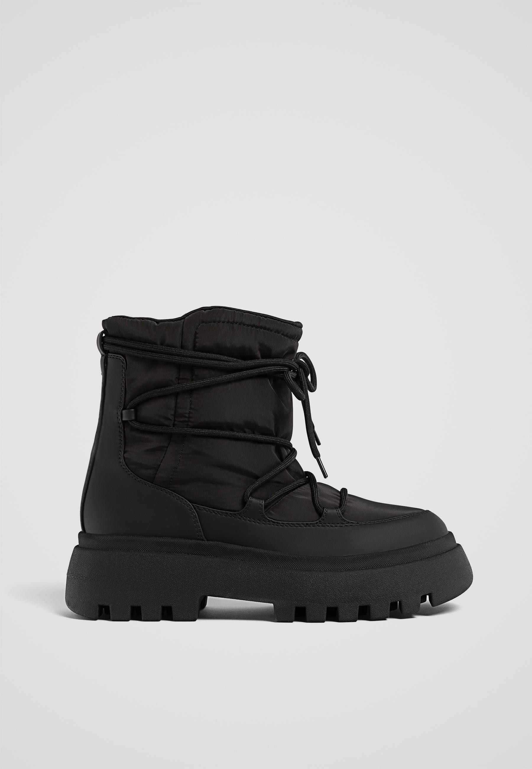 Flat padded ankle boots | Stradivarius (UK)