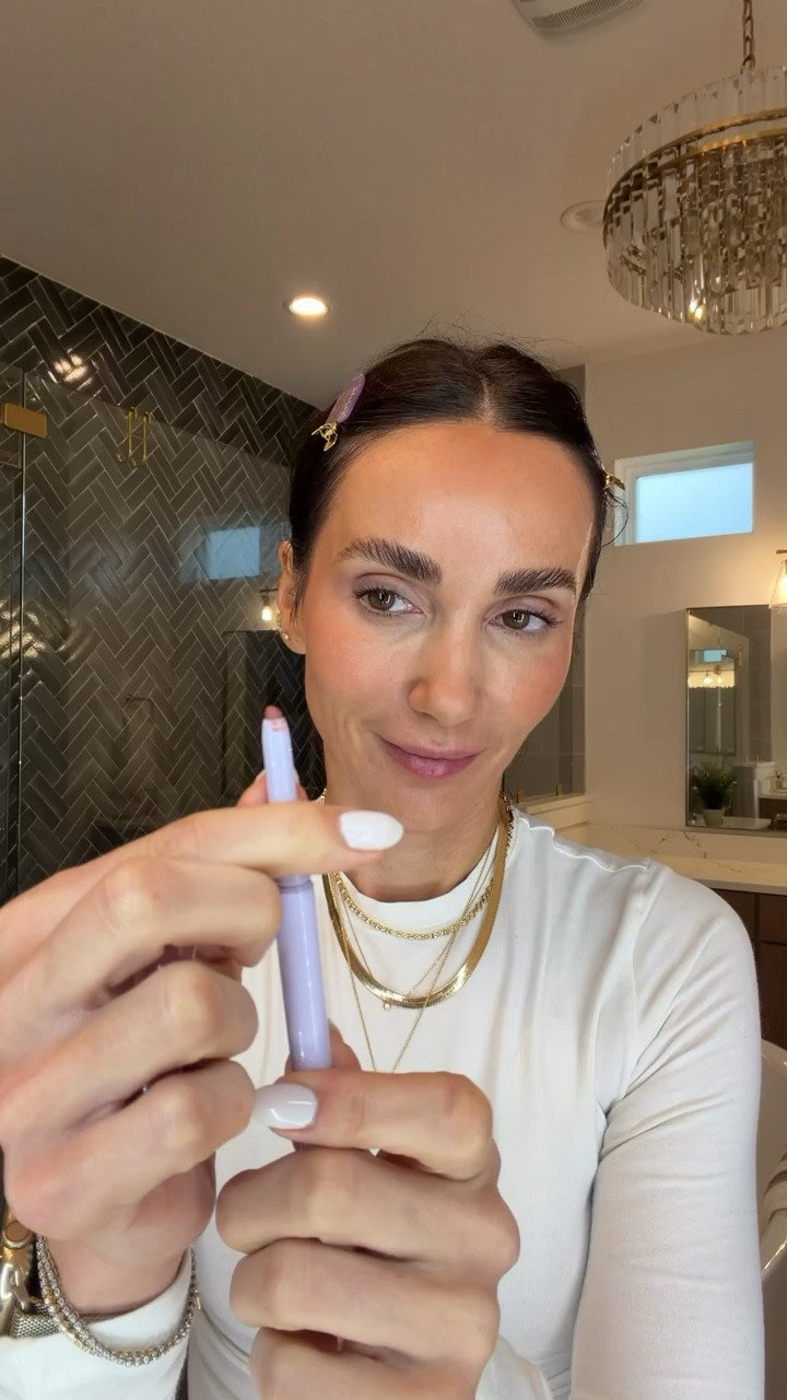 lip combo, makeup routine, get ready with me, everyday makeup, lip routine, annabrstyle

#LTKgrwm #LTKBeauty #LTKselfcare