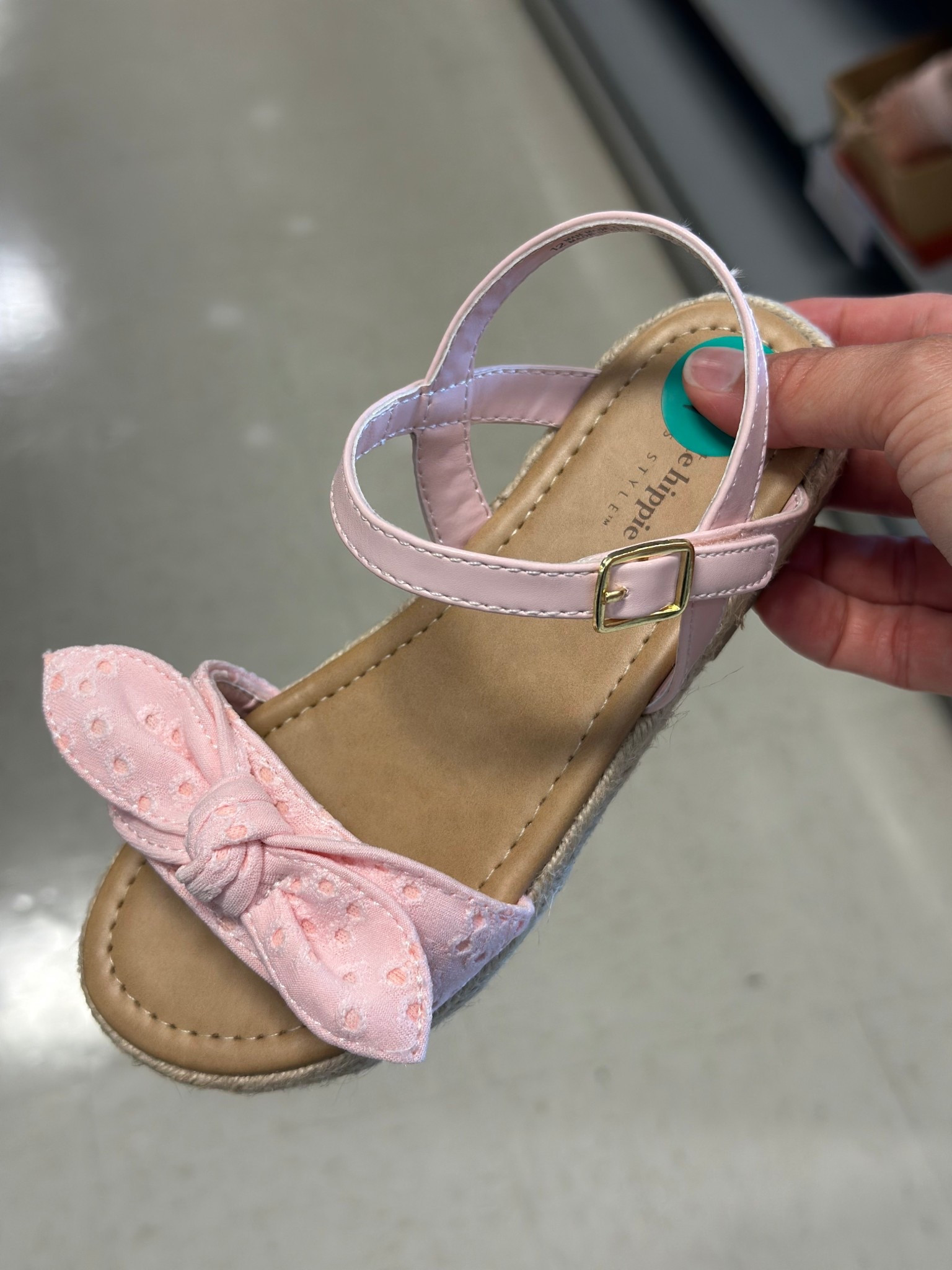 Super cute little girl sandals! 💖
#marshalls #sandals #girlssandals #summer #summersandals #kids #kidsshoes #kidssandals #like #comment #save #share #follow 

#LTKKids #LTKFindsUnder50 #LTKShoeCrush