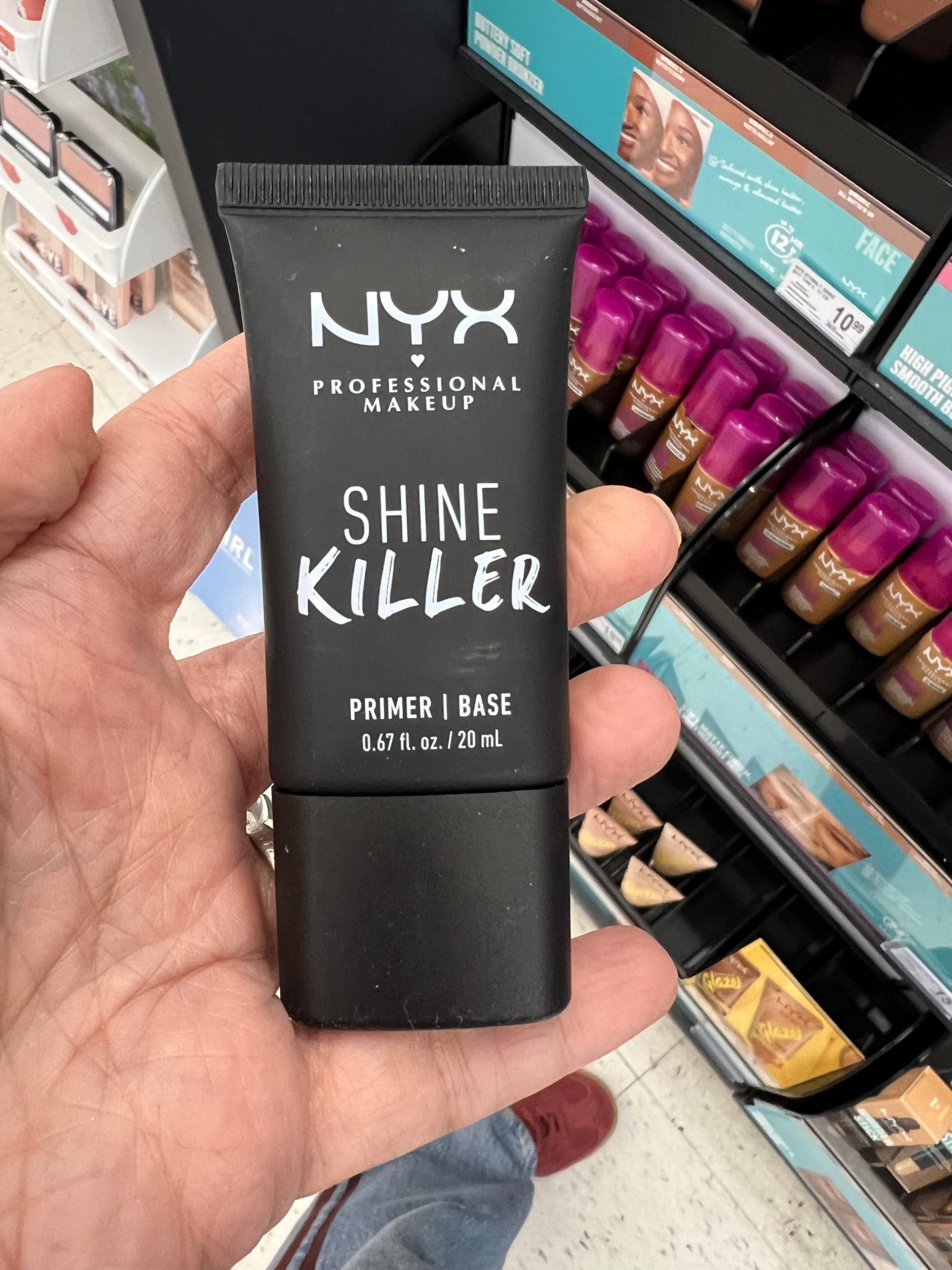 nyx shine killer primer 

#LTKBeauty #LTKselfcare #LTKgrwm