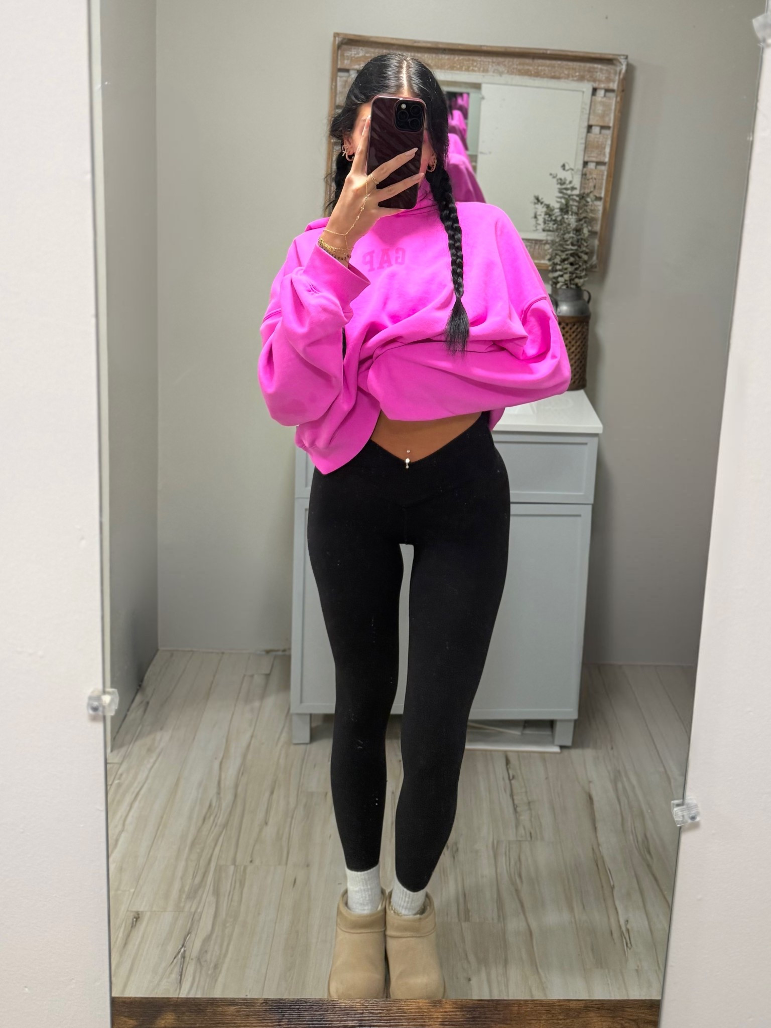 Cozy winter look: pink sweatshirt, black leggings, mini Uggs. The easiest casual outfit for every day.

#LTKootd #LTKdayinmylife #LTKgrwm