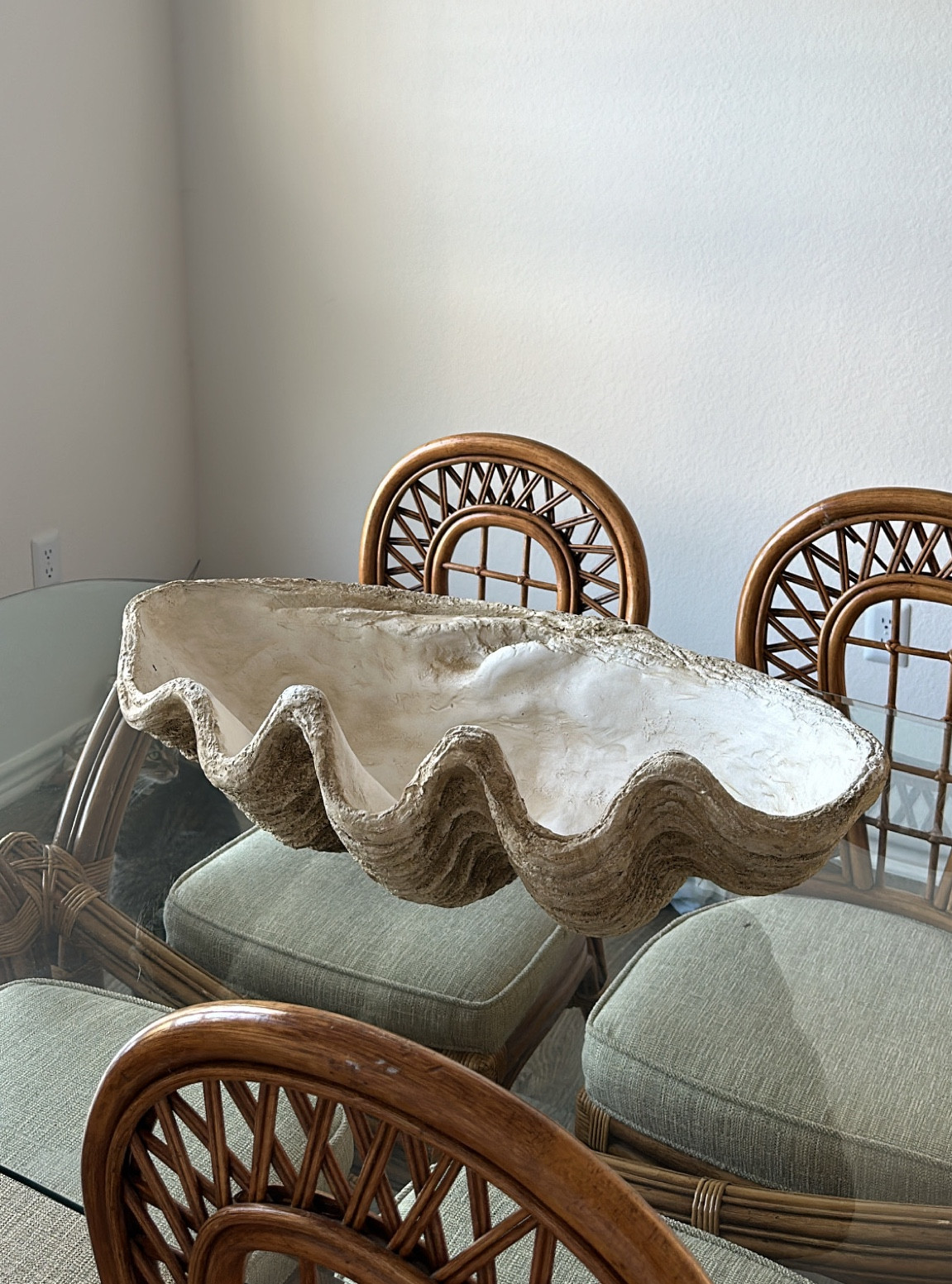 new table piece 🫶🏼 I purchased mine at Megan Molton, linking the small and similar versions!