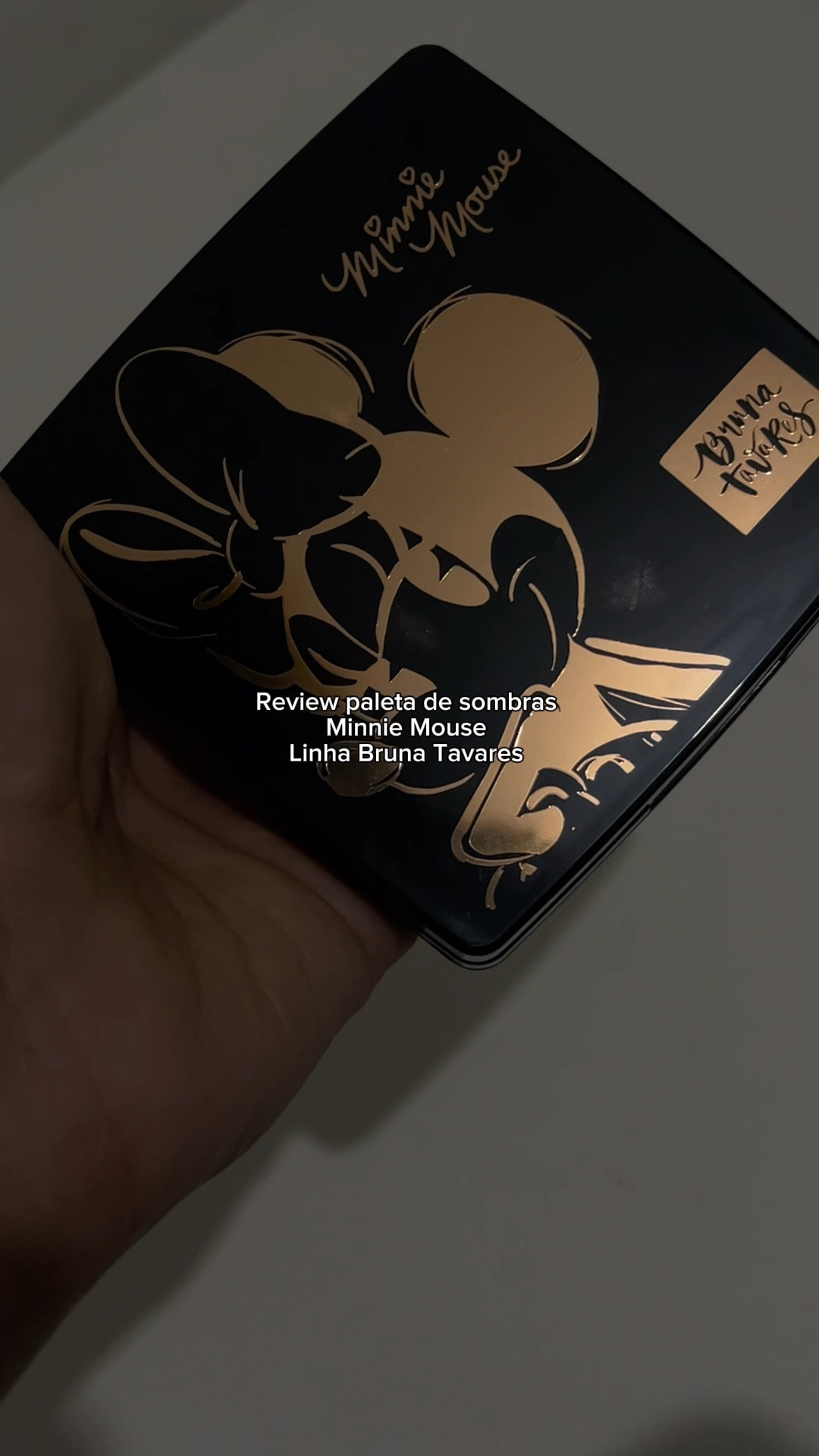 Paleta de sombras linha Bruna Tavares, tão versátil e pigmentada, apesar de ser edição especial tem cores essencial pra vida  

#LTKbrasil #LTKbeauty #LTKVideo