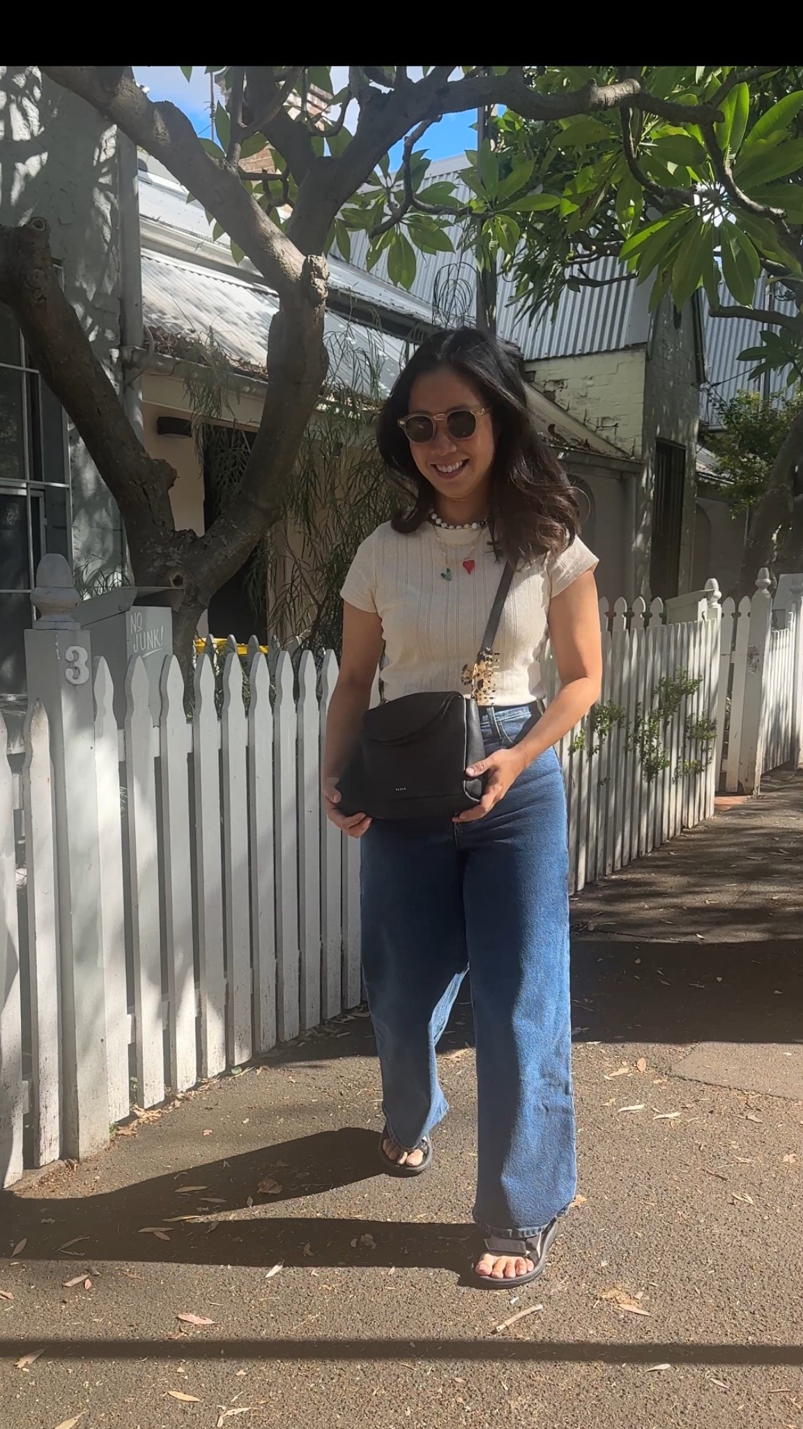 Size M in the tee, size 26 in my jeans 

#LTKaustralia #LTKstyletip #LTKpetite