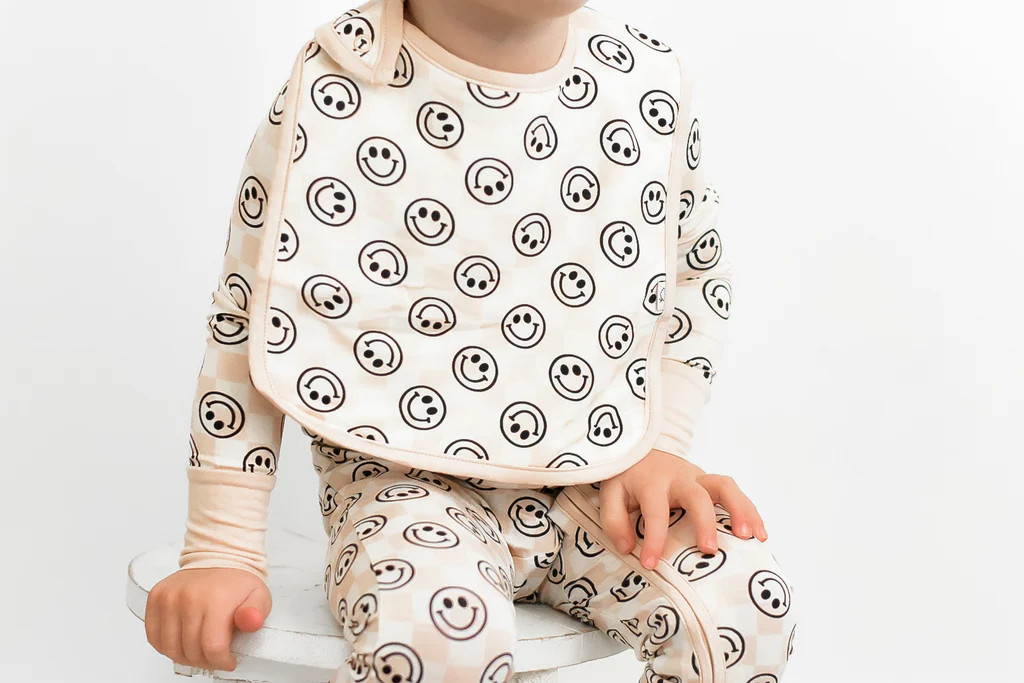 SANDY SMILES CHECKERS DREAM BABY BIB | Dream Big Little Co.