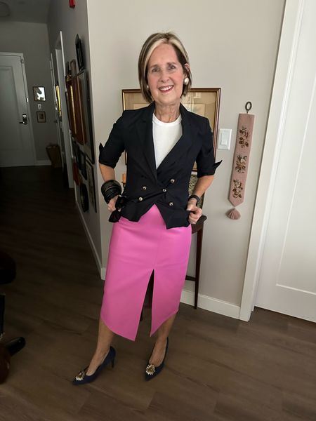 Loving all things Pink💕💕
My IG friends and I are choosing some of our fave Valentine looks. Be sure to check them out:

My fun faux leather pencil skirt is now on sale and will definitely be on repeat. My blazer and shoes are closet shopped. It’s so easy to give oldies a modern vibe with a bright new item!
#valentinehues #februarystyle #pinkvibes #mystyle #classicwithattitude #trendsetter #doyourownthing #citystyle #effortlesschic #modernclassic #timelessstyle #ageless #personalstylist #boston #styledbyjeanne #anthrops

#LTKsalealert #LTKstyletip